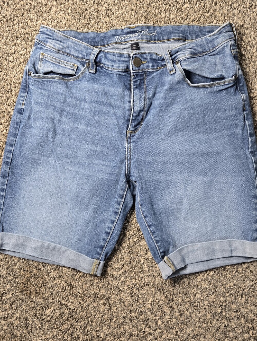 *SALE* Universal Thread Medium Blue Wash Bermuda Jean Shorts Women's Plus 16W